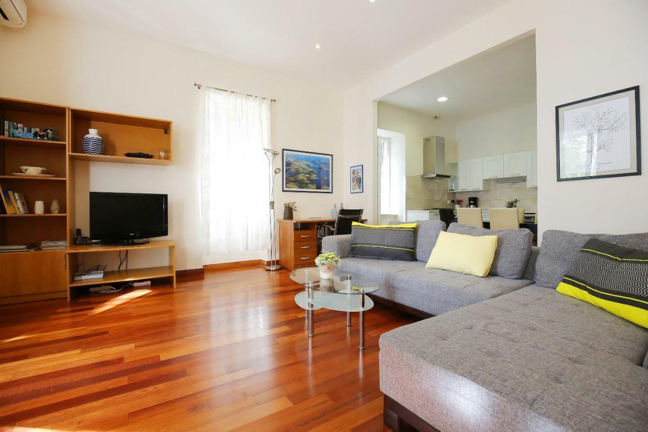 Seafront Beach Apartment - Directly At The Beach Zadar Luaran gambar