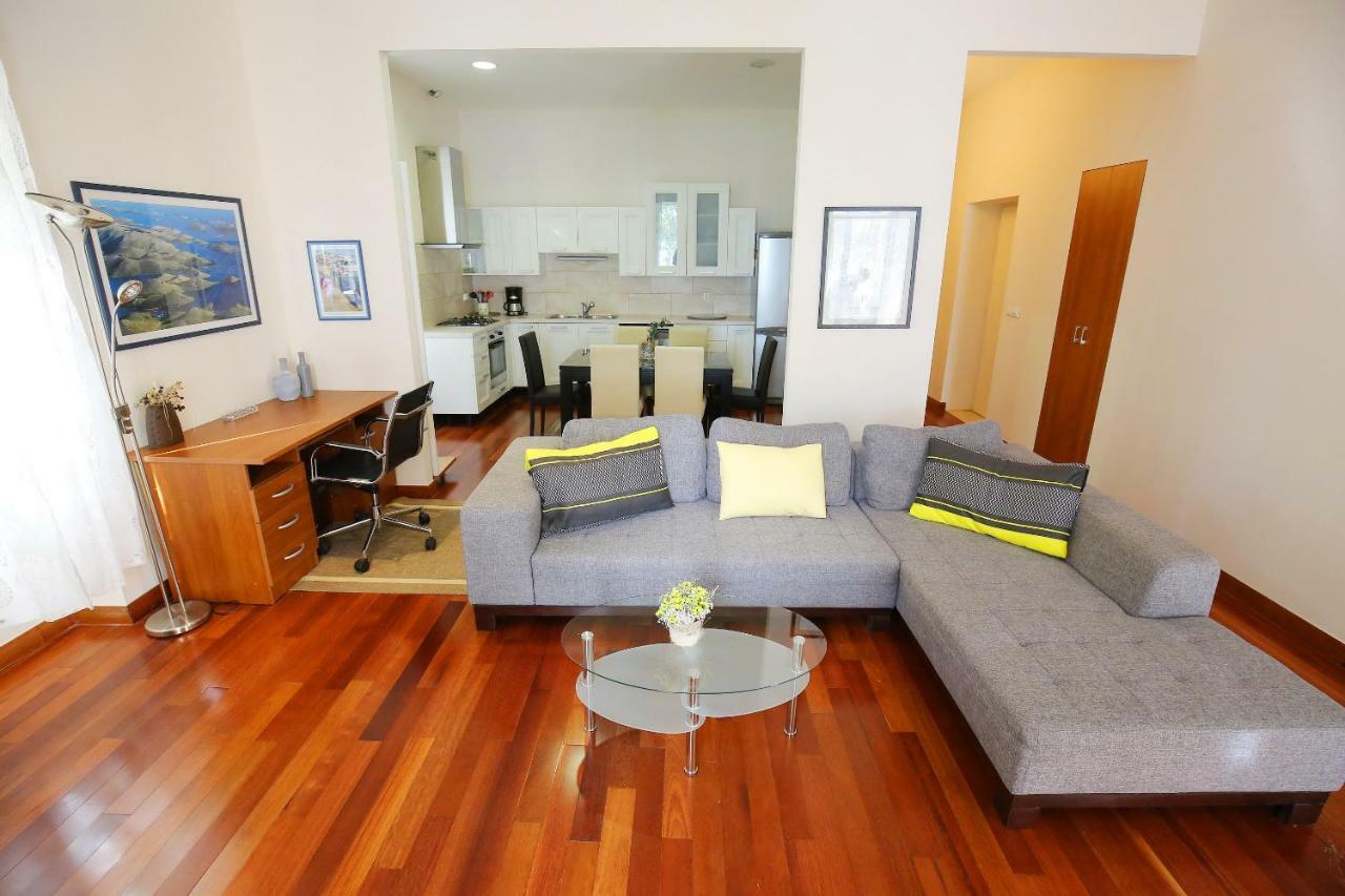 Seafront Beach Apartment - Directly At The Beach Zadar Luaran gambar